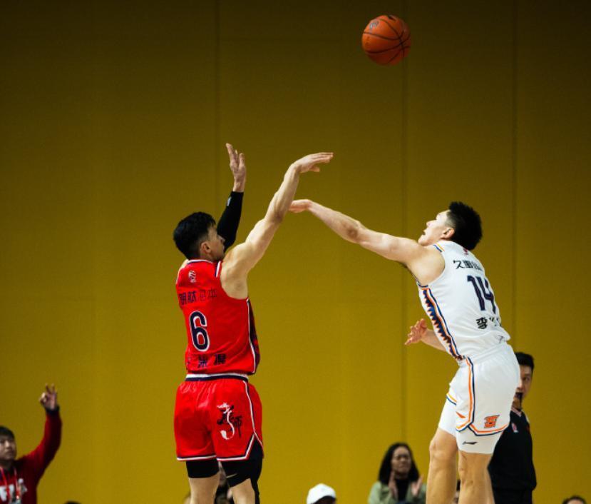 迪亚洛的出, 俱乐部通过, 张文杰的租