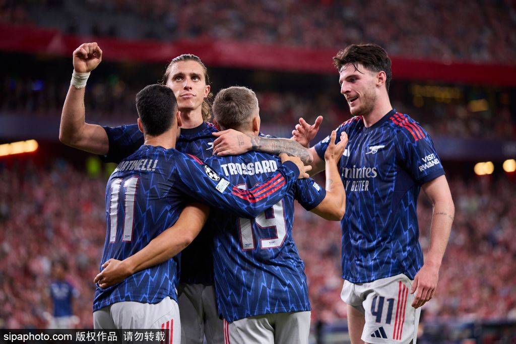 在激烈的英, 迷后, 是作为阿森